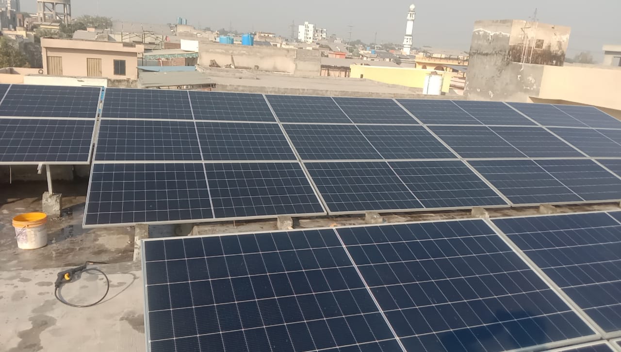 Solar Panel Cleaning Work - Image 21